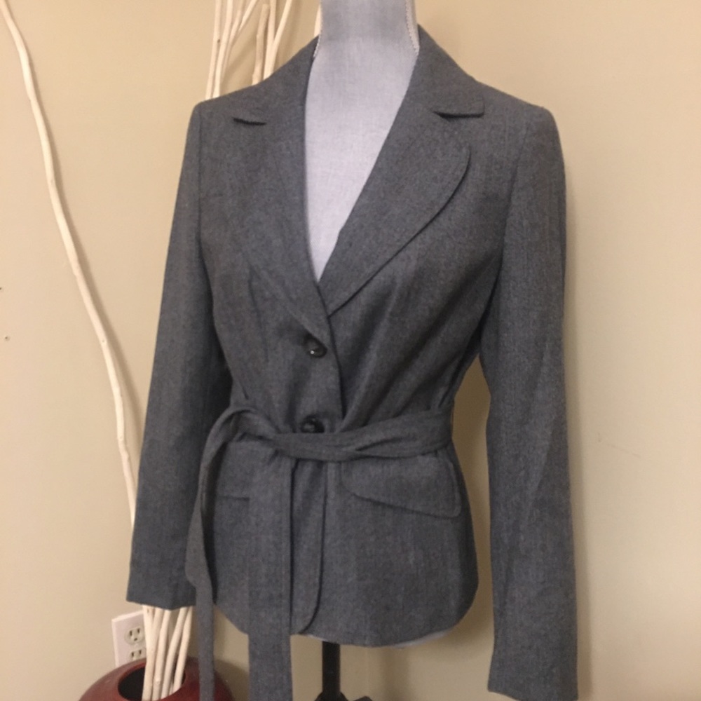 Ann Taylor belted tie front blazer size 6